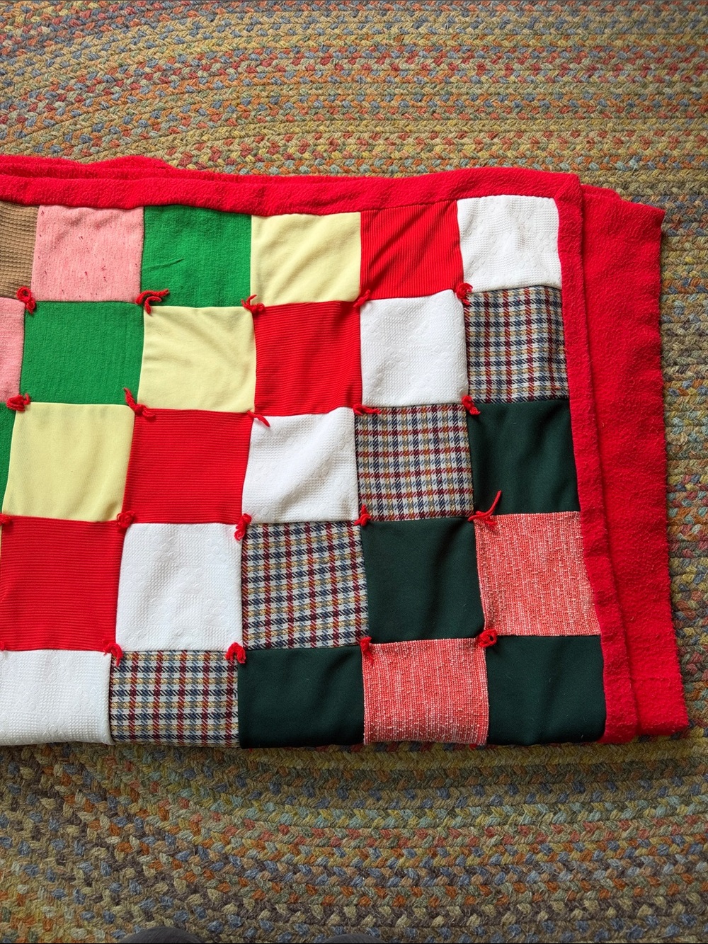 Vintage Homemade Granny Square Patchwork Twin Bed Quilt Blanket - Picture 2 of 8
